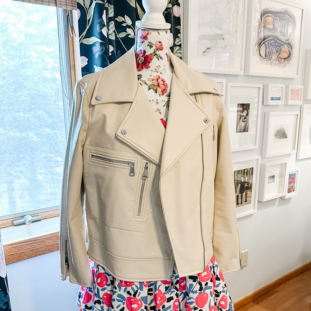 Never worn! LEATHER JACKET!